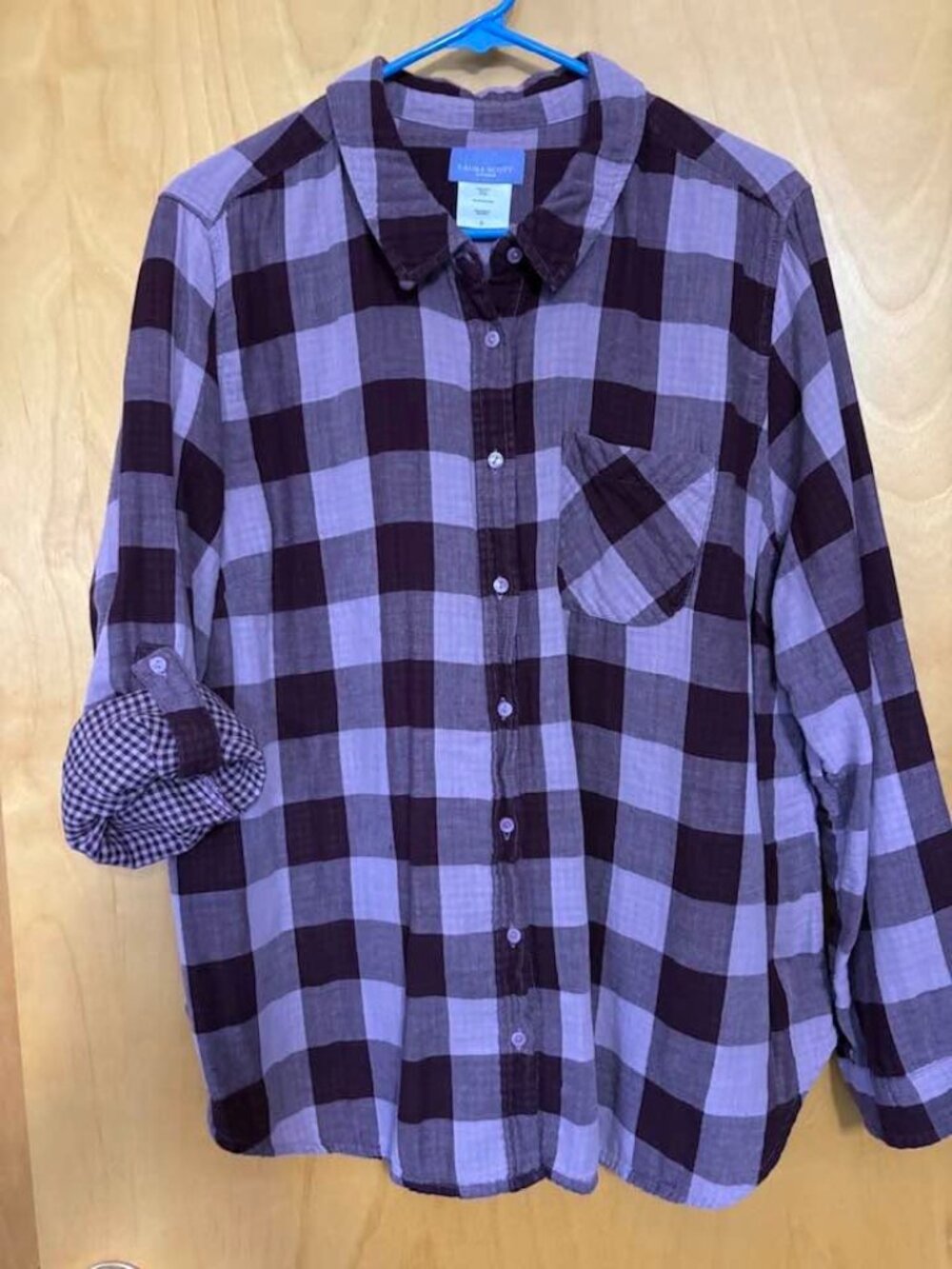 Laura Scott Ladies top